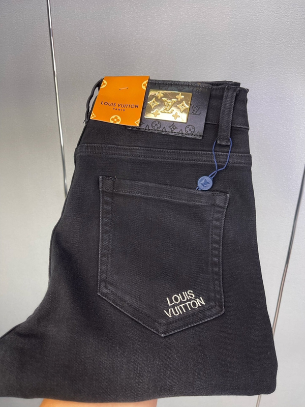 ブランドジーンズ正面デザイン